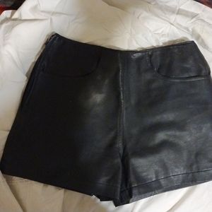 Helium Faux leather shorts